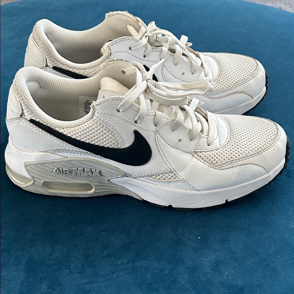 Nike White and Black Air Max Sneakers
